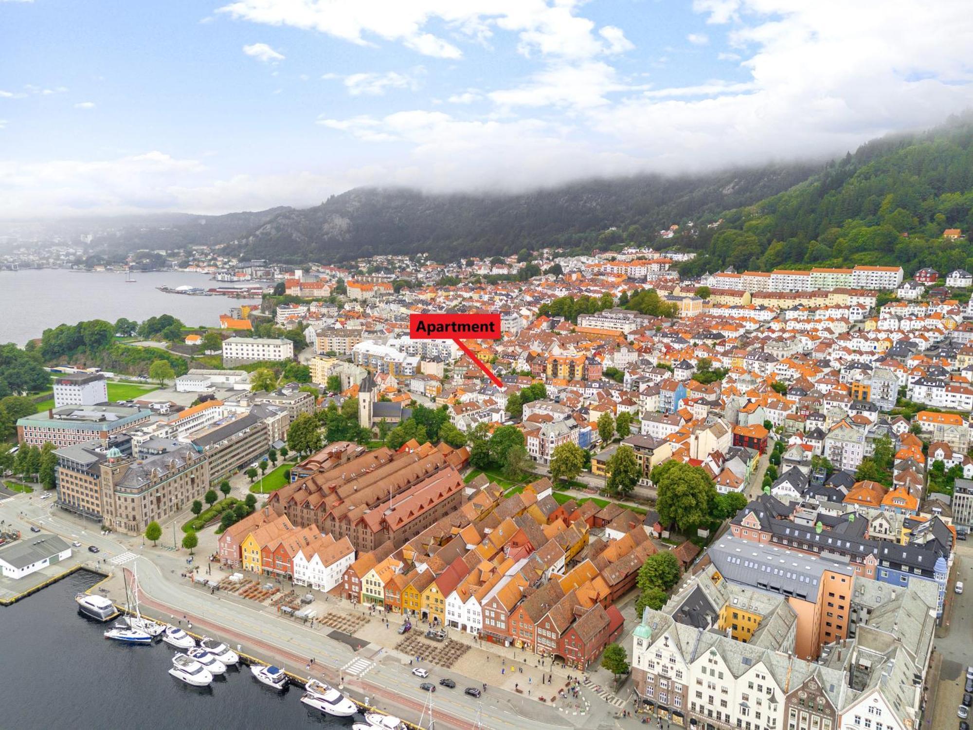 Homerentals Apartments - Behind Bryggen & Historic Cobblestone Streets - 2 Floor Renovated From February 2025 Берген Экстерьер фото
