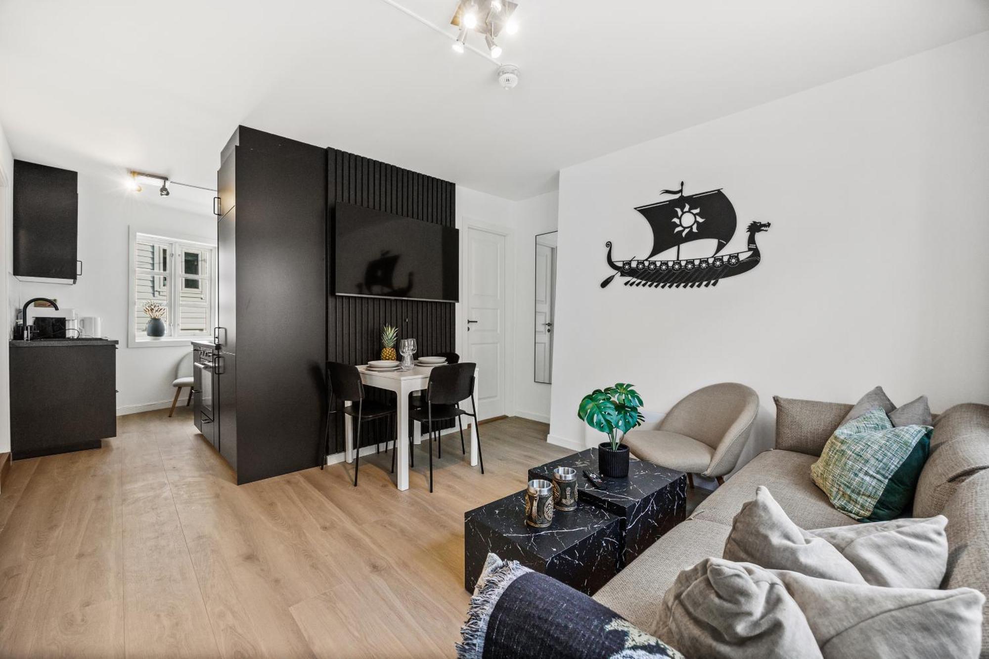 Homerentals Apartments - Behind Bryggen & Historic Cobblestone Streets - 2 Floor Renovated From February 2025 Берген Экстерьер фото